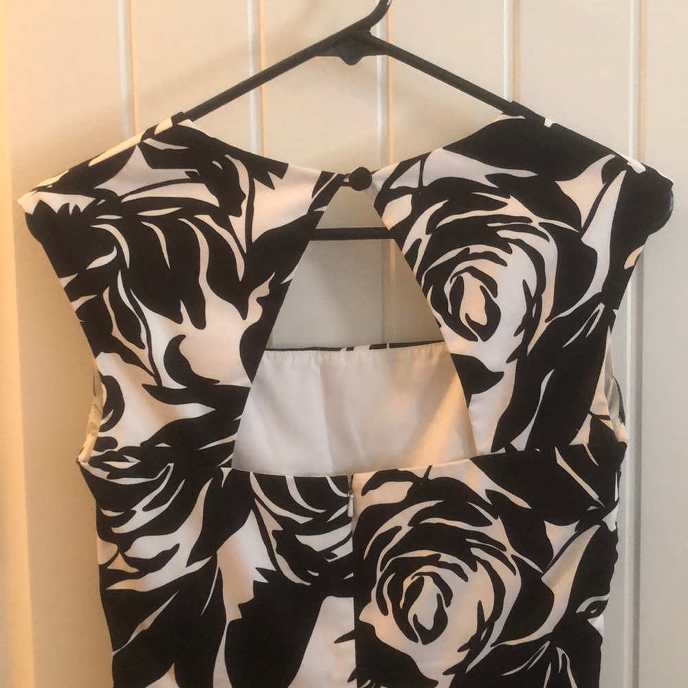 White House Black Market Dress - Picture 2 of 4